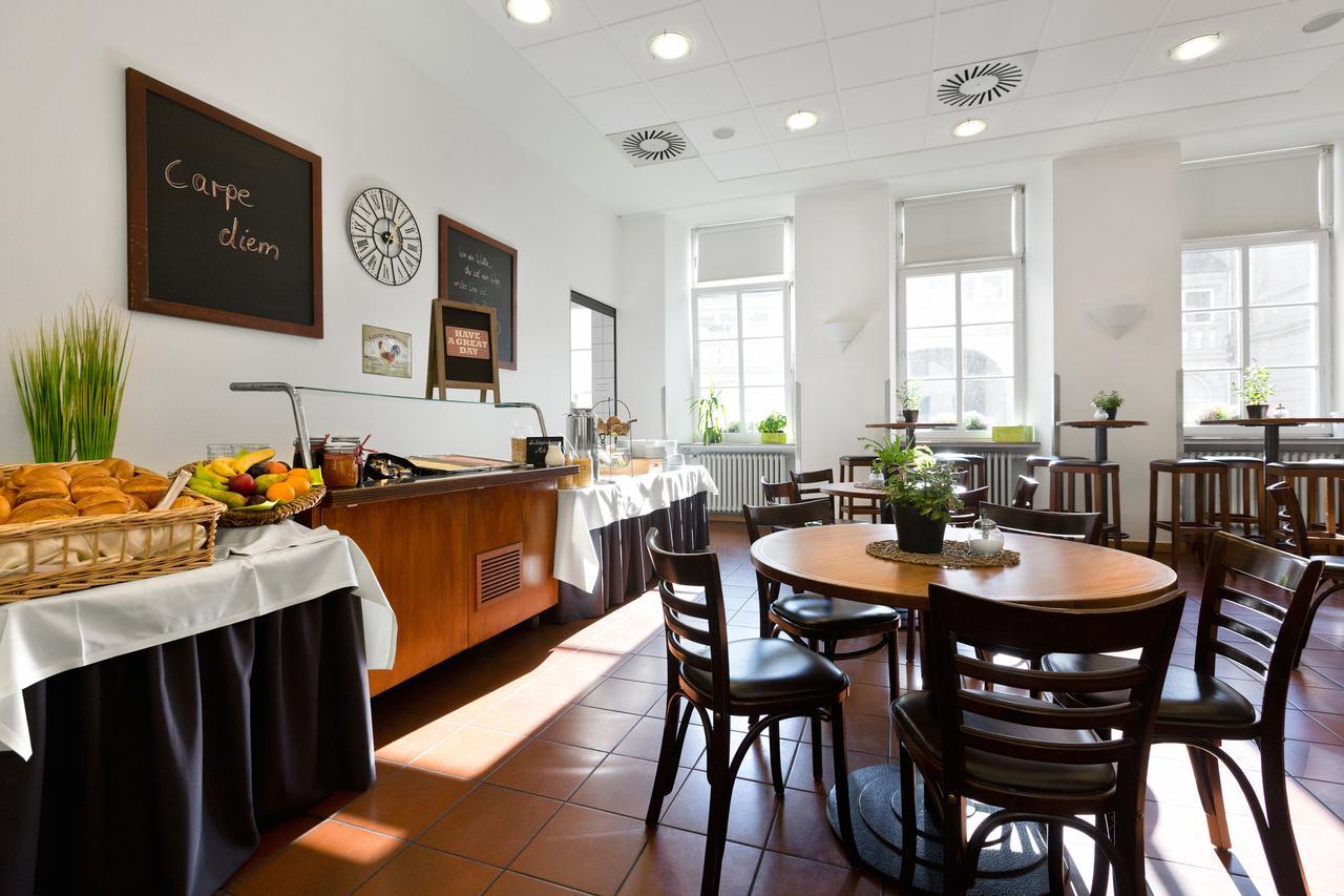 Kolping Hostel Trier Im Warsberger Hof Εξωτερικό φωτογραφία